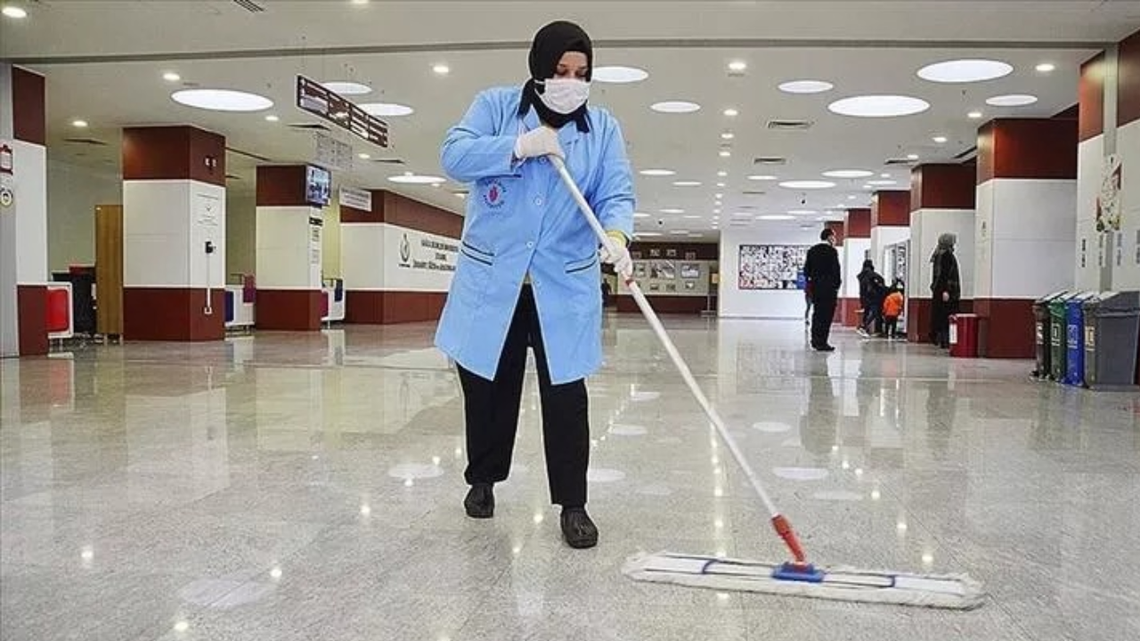 Bakanlık düğmeye bastı: TYP geri geliyor, okullara temizlik personeli alınacak!