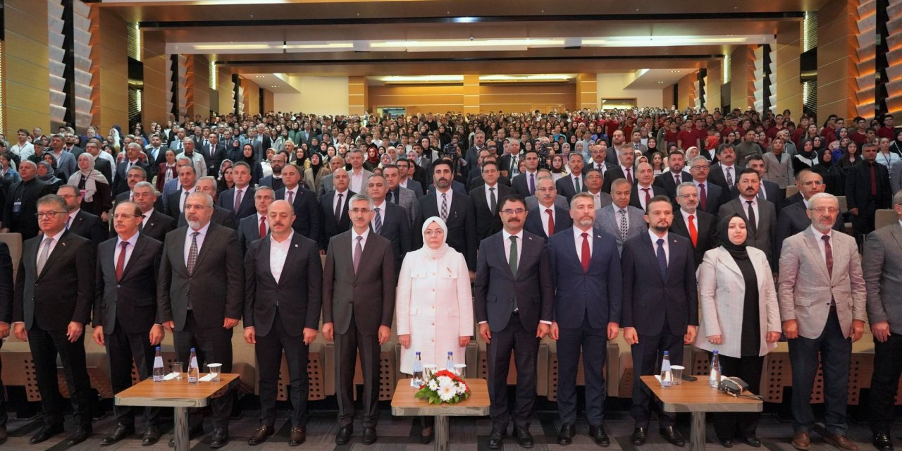 MEB'de Yetki Karmaşası: Nazif Yılmaz ve Celile Eren Ökten Aynı Törende