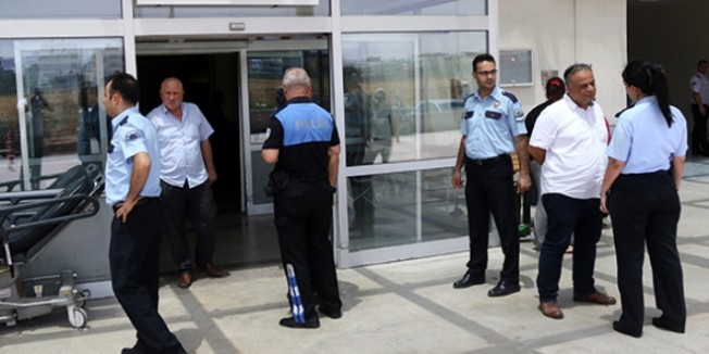 Öğrenciler arasında bıçaklı kavga: 3 yaralı