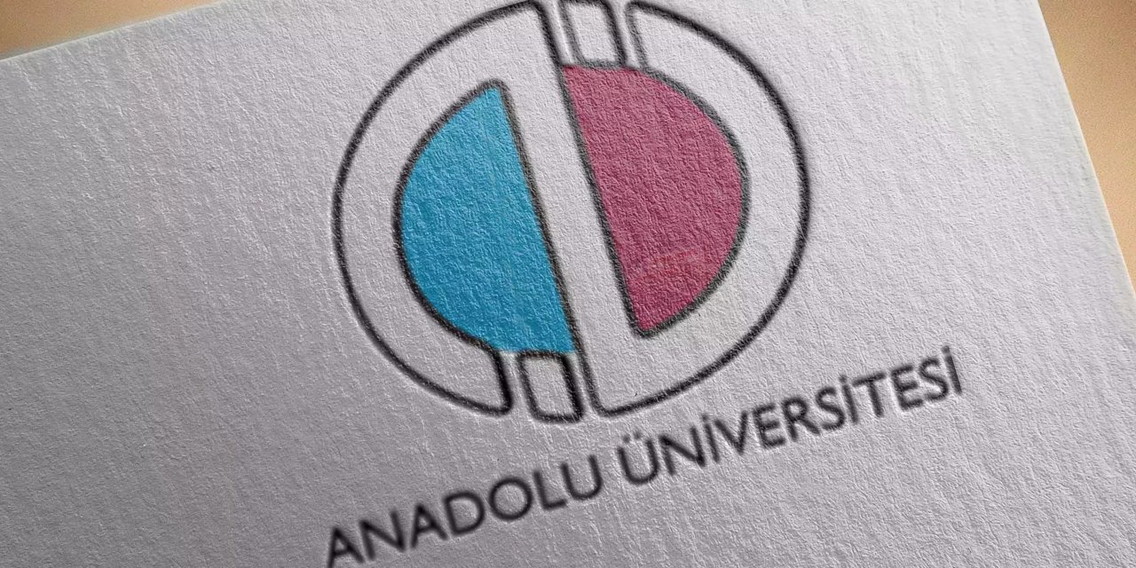 Anadolu Üniversitesi'nden kayıt yenilemeyenlere kötü haber, kayıtları silinecek