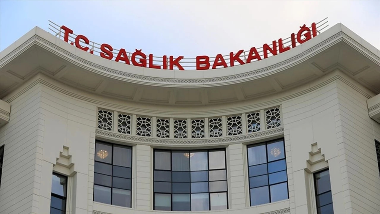 Sağlık Bakanlığı'ndan Hekim Dışı 18 Bin Personel Alımı Müjdesi! Gözler Ağustos-Eylül Aylarında!