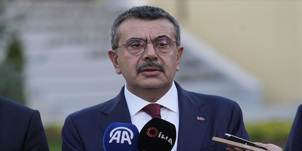 Son Dakika: Lise Eğitimi Süresi Değişiyor mu? Bakan Yusuf Tekin Açıkladı!