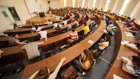 Üniversite Tercihlerinde Son Viraj: Öncelikler Neler Olmalı? Mezuna Kalmak Bir Seçenek mi?