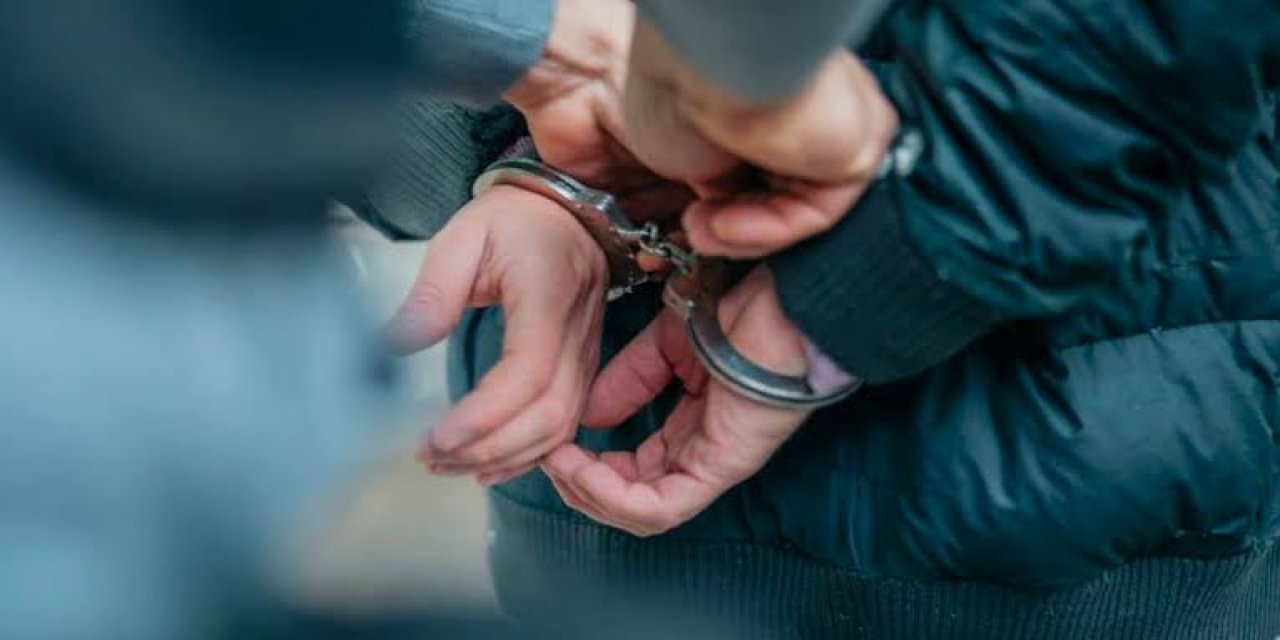 FETÖ Operasyonunda Aktif Görev Yapan Öğretmen Dahil 10 Kişi Gözaltına Alındı