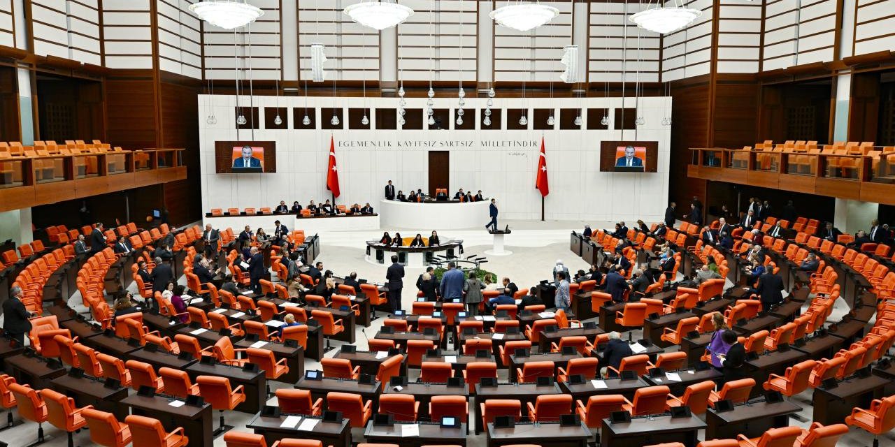 O Öğretmenler Meclis'in Gündeminde!