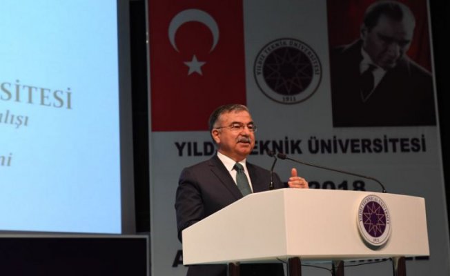 Başbakan Yıldırım ve Bakan Yılmaz, Yıldız Teknik Üniversitesinin akademik yılı açılışına katıldı