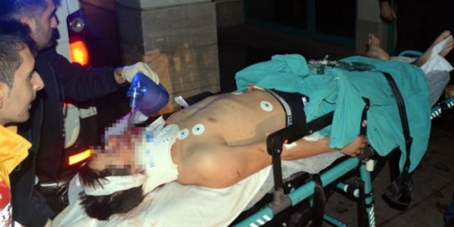 Okul bahçesinde tabancayla vurulmuş halde bulundular