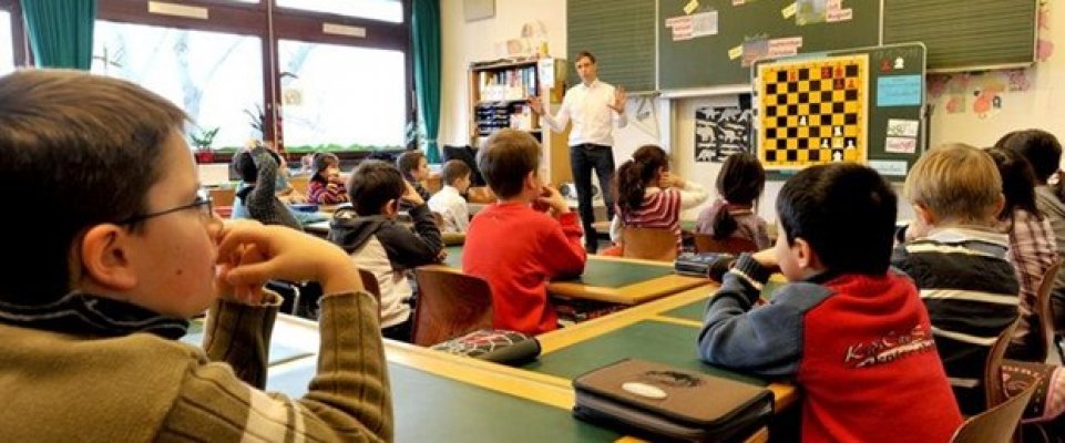 Almanya'daki ilkokul öğretmeni açığı endişe yaratıyor