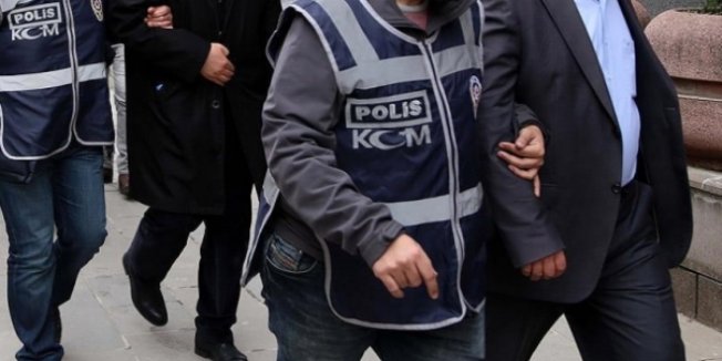 FETÖ'nün dershane sorumlusu İzmir'de gözaltına alındı