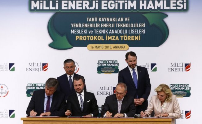 "Eğitimin her kademesinde yatırımlar yaptık"