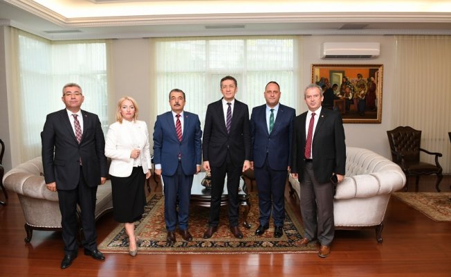 EĞİTİM İŞ’TEN MİLLİ EĞİTİM BAKANINA ZİYARET