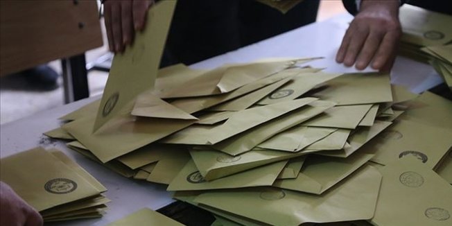 21 ilde oyların yeniden sayılıyor
