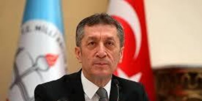 Bakan Selçuk: Öğretmen yetiştirmede büyük projelerimiz olacak
