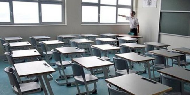 Sınava kurşun kalem yerine tabanca kurşunuyla geldi