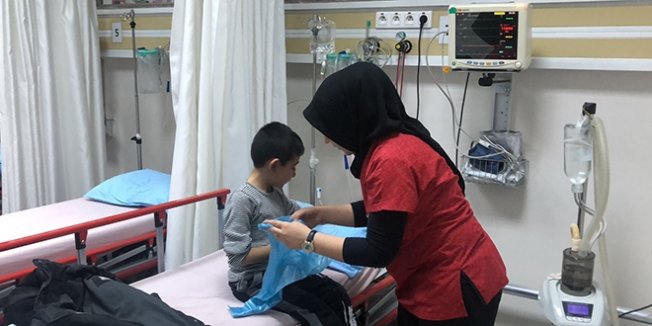 Adıyaman'da 20 ilkokul öğrencisi hastaneye kaldırıldı