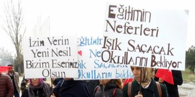 Ücretli Öğretmenlerden Eylem