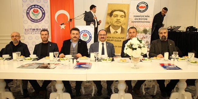 Eğitimciler beklenti içinde