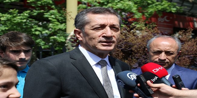 Yüz Bininci Bakan Selçuk'un