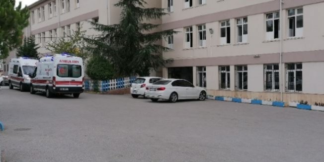 Kocaeli'de lise öğrencileri çiğ köfteden zehirlendi