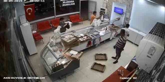 'Öğretmenim' diyerek esnafı dolandırdı