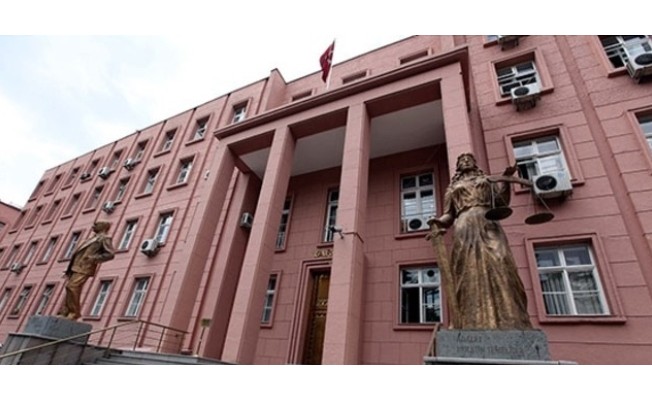 İşyerinde kavgada ilk yumruğu atan yanar!