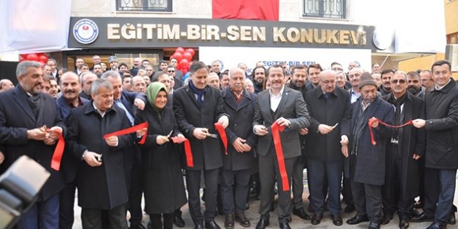Eğitim-Bir-Sen konukevi hizmete açıldı