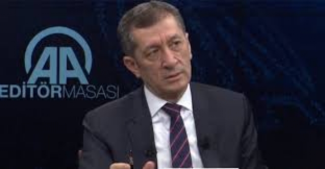 Bakan Ziya Selçuk: Öğretmenlere Müjdeli Haberler Vereceğini Açıkladı.
