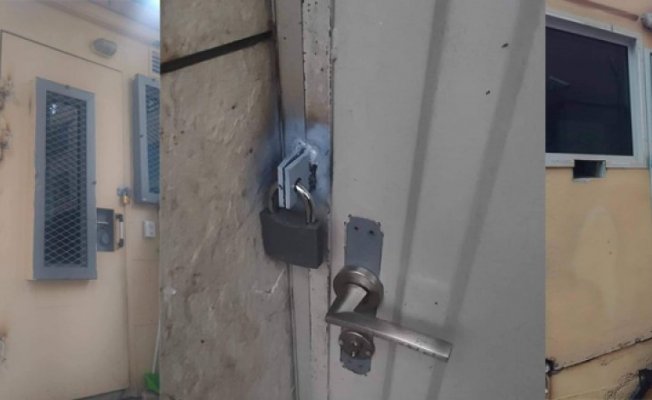 Gaziantep'te nöbet kulübeleri kilitlendi, polisler soğukta tutuyor