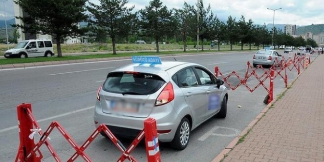 Ehliyet sınavları ertelendi (iptal) mi? E-sınavlar iptal mi? Açıklandı.