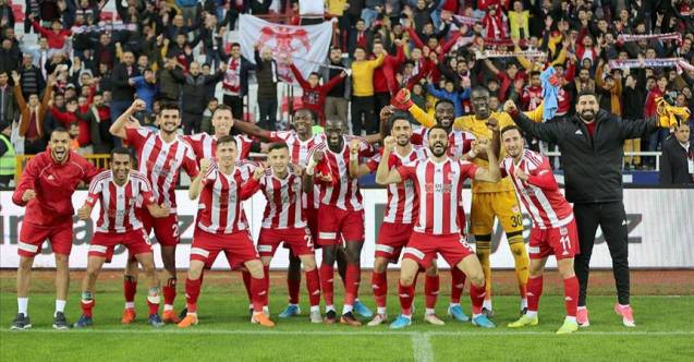 UEFA, Sivasspor'u şampiyon yapabilir