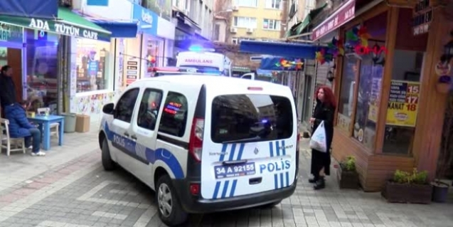 İngiliz öğretmen evinde ölü bulundu