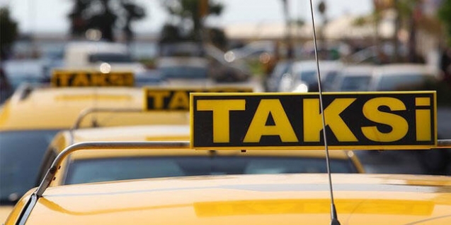 İstanbul'da sağlık çalışanları için ücretsiz taksi hizmeti