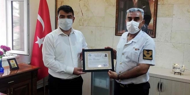 Virüs vakası görülmeyen ilçede jandarma komutanına ödül