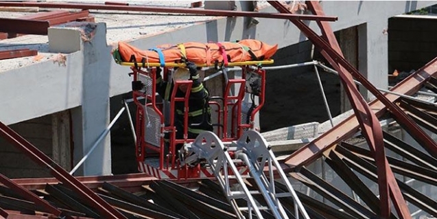 Lisenin spor salonu inşaatında çökme: 1 işçi öldü