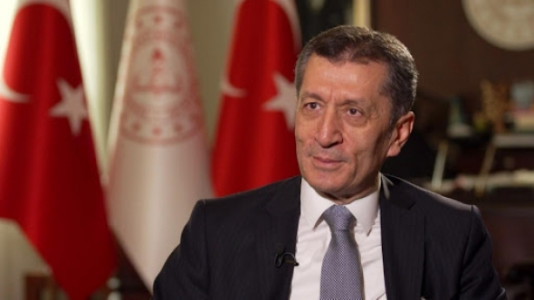 Bakan Selçuk: Mekansal ve Müfredat Olarak Seyreltme Olacak