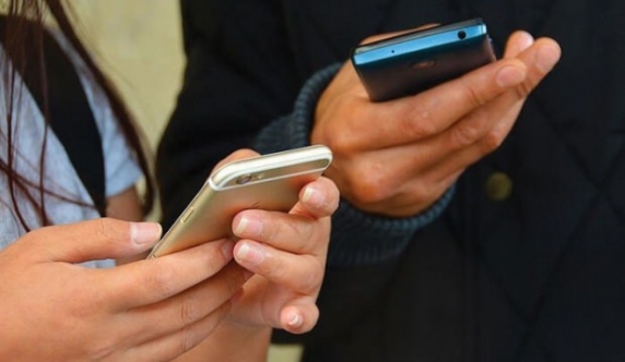 Cep telefonlarına yeni bir vergi geldi