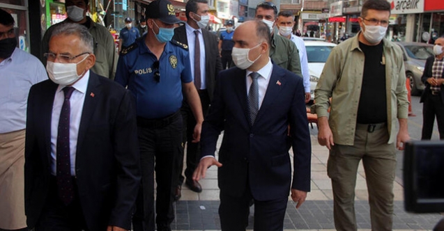 Bu ilde sokakta sigara içmek yasaklandı