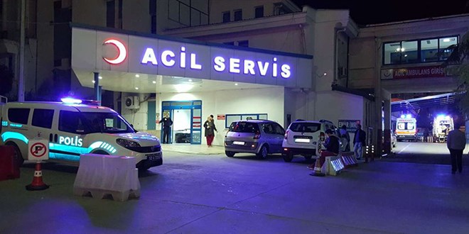 Kamu personeli 2 kardeş 1 saat arayla hayatını kaybetti