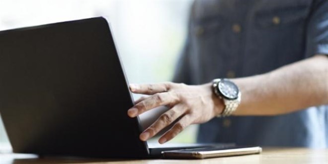 Öğrencilere 'staj onayı' dolandırıcılığına karşı uyarılar