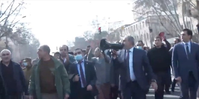 Darbe girişimi engellendi