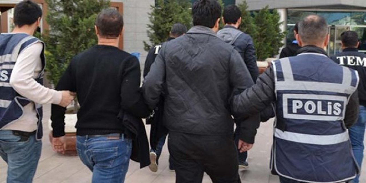 Şanlıurfa'da FETÖ operasyonunda 6'ı görevde öğretmen 35 gözaltı