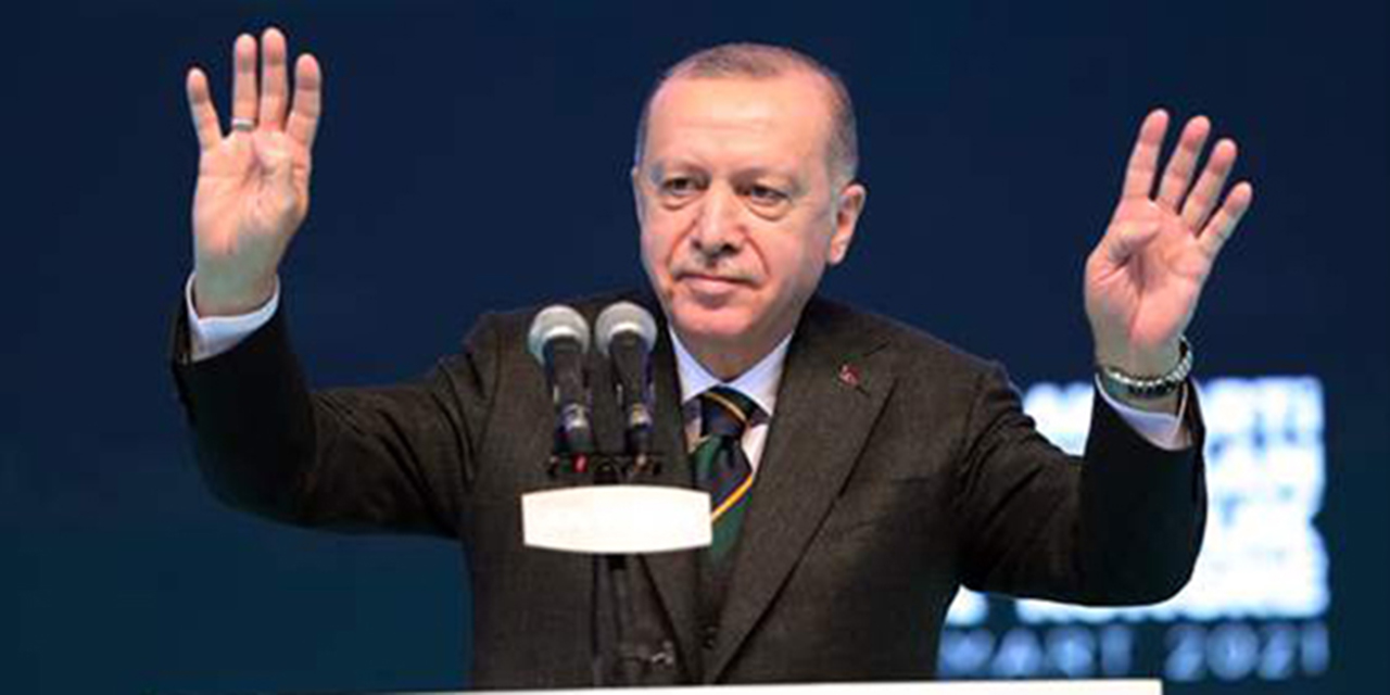 Erdoğan, yeniden Ak Parti Genel Başkanı seçildi