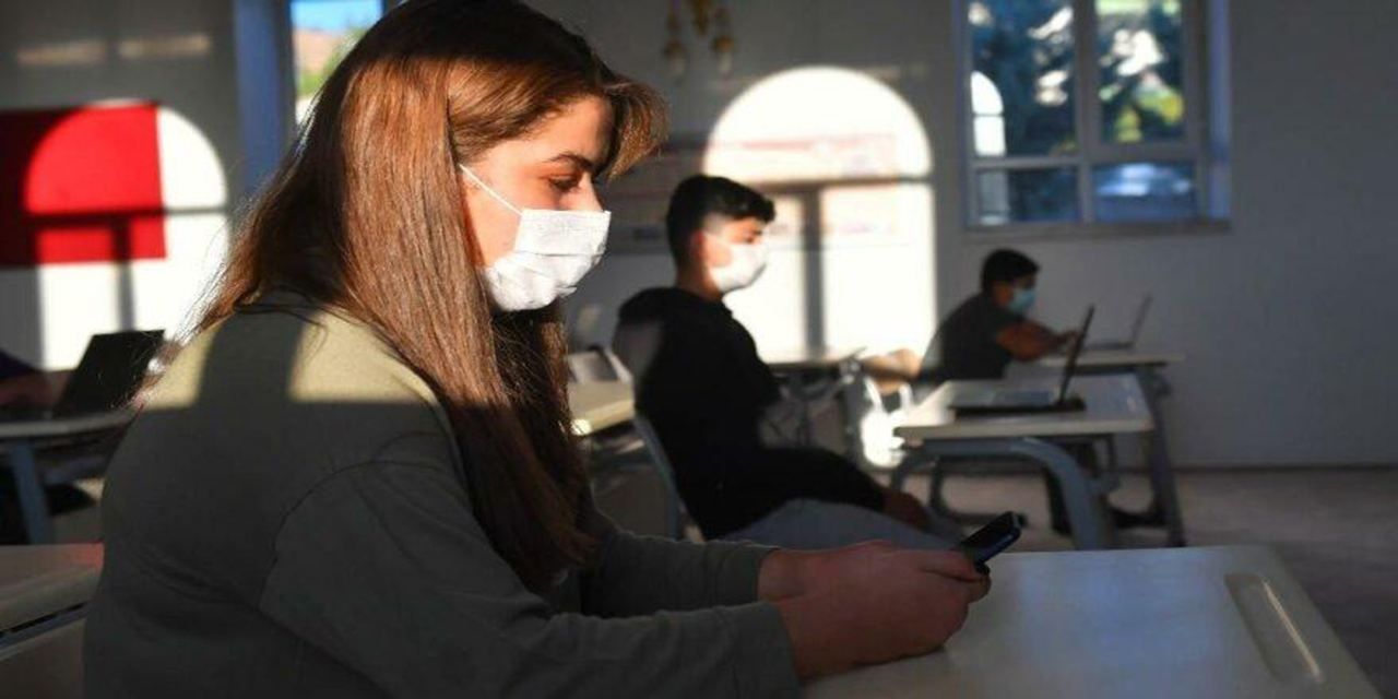 MEB'den Açıklama: Okullar Yüz Yüze Eğitime Kapanıyor mu?