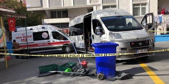 Okul müdürünün yargılanmasına başlandı