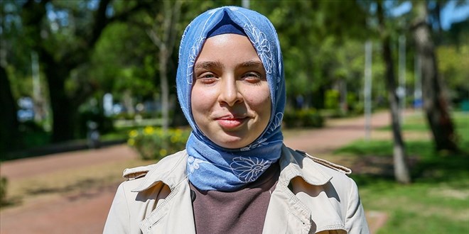 Liseli Zeynep, matematik dalında gümüş madalya kazandı