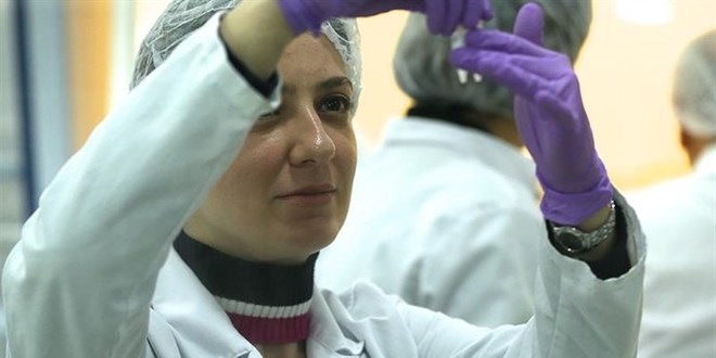 Türkiye'de 12 'Kovid-19 aşısı' çalışması yürütüldüğü belirtildi