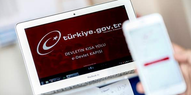 Üniversite öğrencileri 'transkript belgelerini' e-Devlet'ten alabilecek