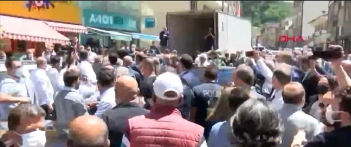 Meral Akşener'e, İkizdere ziyaretinde 'Erdoğan' tepkisi