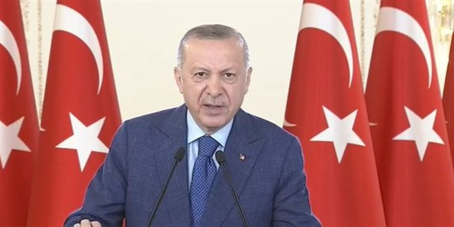 "Yönümüz hep geleceğe dönük olarak yolumuza devam edeceğiz"