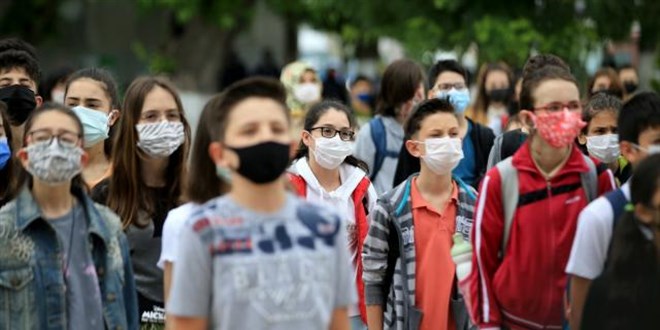 Bakan Özer okullara devam oranını açıkladı